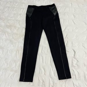NEW WORTHINGTON Black legging Size Small
